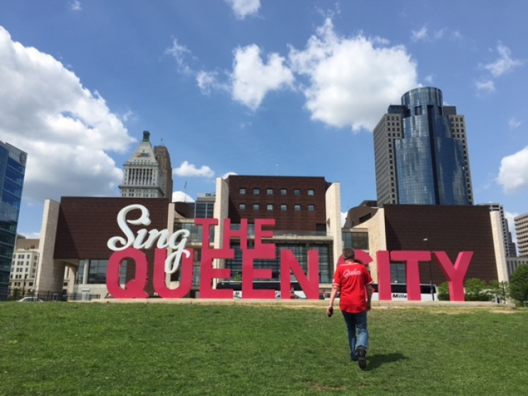The “Sing the Queen City” 3D Art Sculpture, is the signature piece and part of the ArtWorks urban public art project known as “CincyInk." (Photography by Brooke Hanna.)